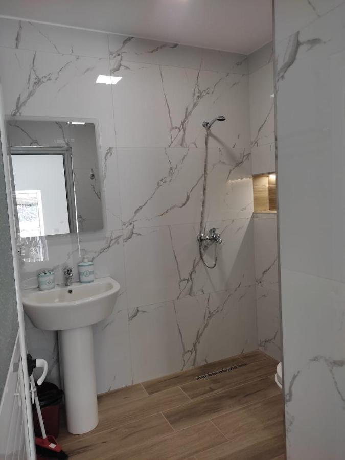 Aila Apartment Saranda Kültér fotó