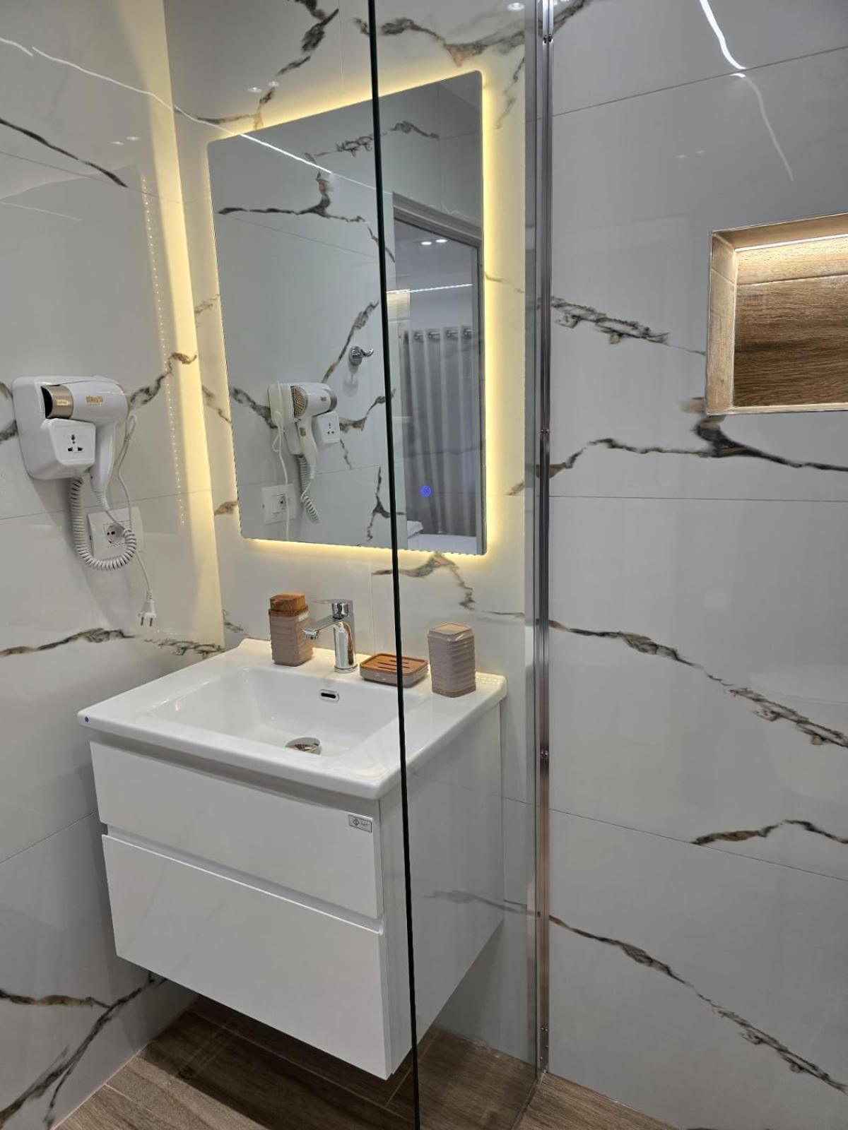 Aila Apartment Saranda Kültér fotó