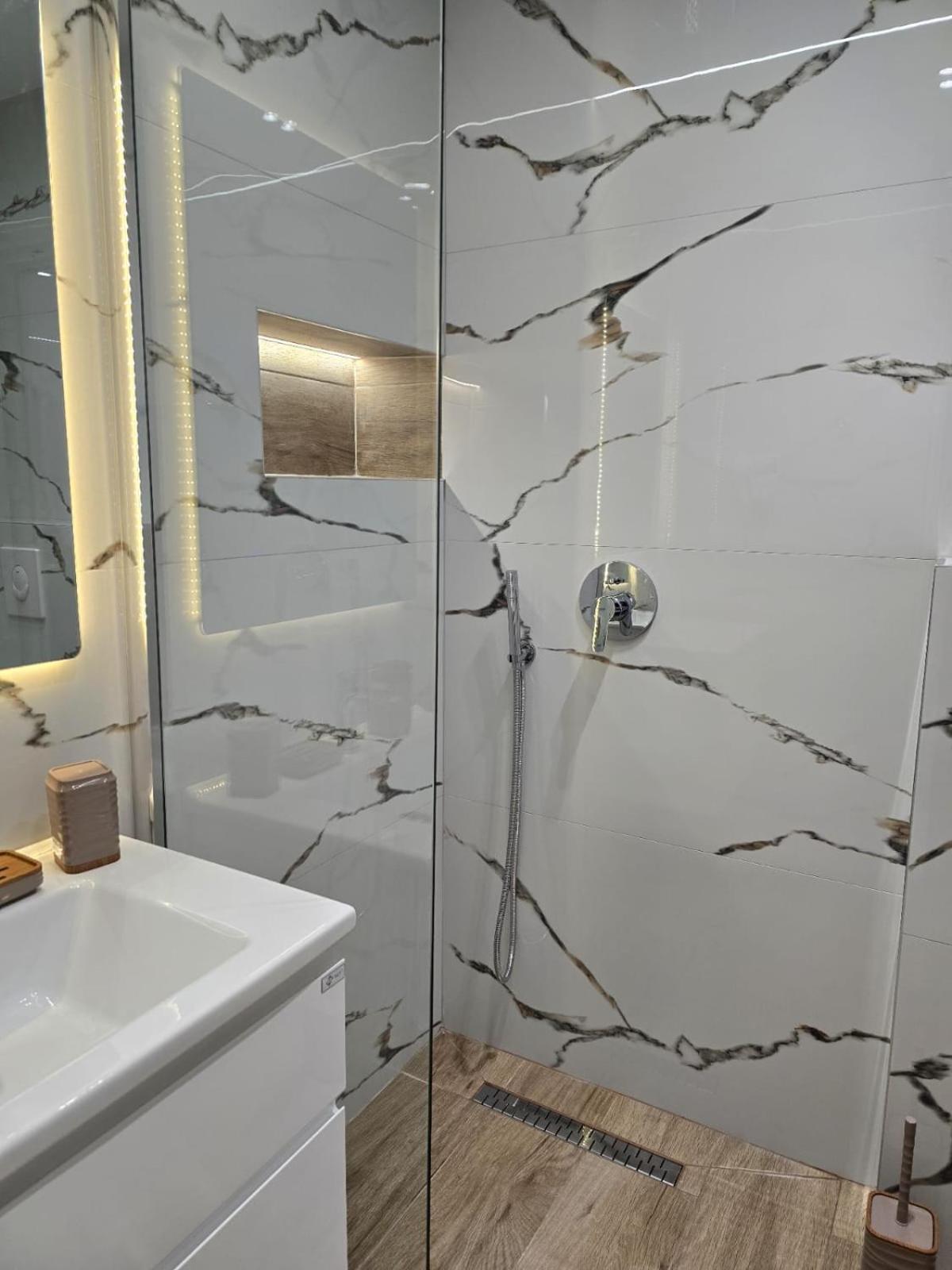 Aila Apartment Saranda Kültér fotó